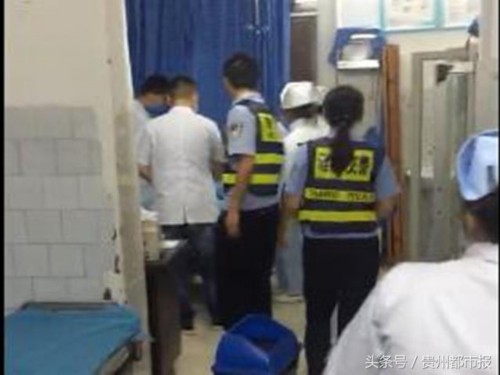 仁怀 巡逻交警突遇产妇 警车全程护送就医